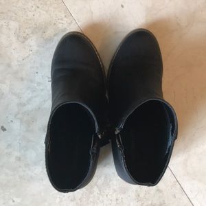 Cute high heels black